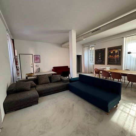 La Casa Di Wayne Vila Cologno Monzese Exterior foto